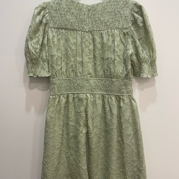 Adelyn Rae Chiffon Smocked Mini Dress puff Sleeve Babydoll Green Medium - Picture 7 of 15